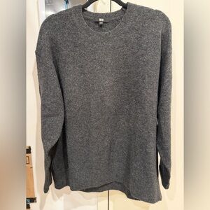 Uniqlo Men's Charcoal Crewneck Sweater